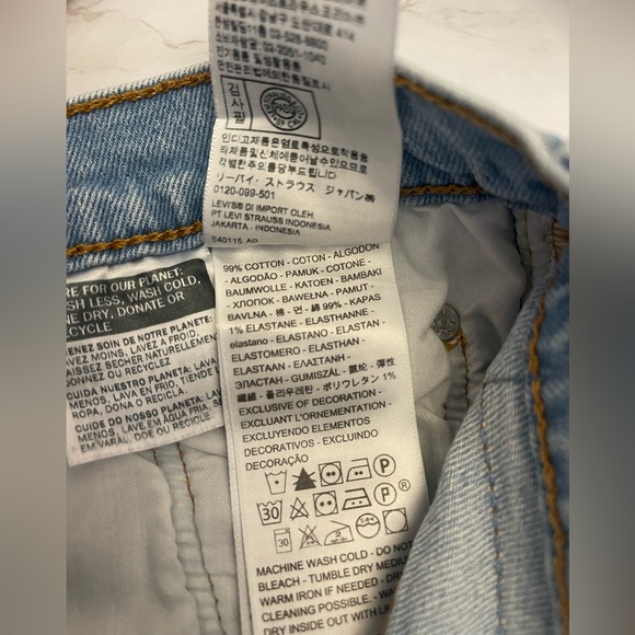 Levi Strauss 501 Yellow Ruffle Leg Detail Short - Picture 7 of 13